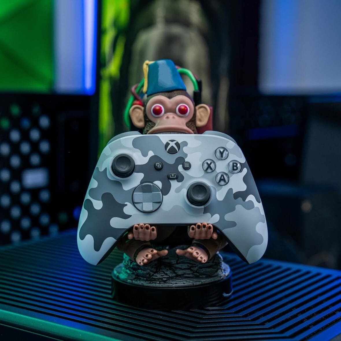 Call of Duty Monkey Bomb Phone & Controller Holder