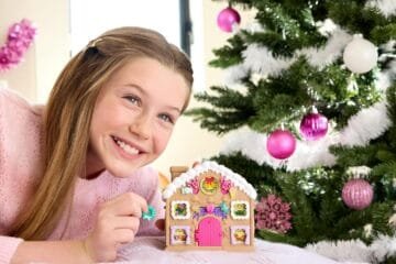 Polly Pocket Advent Calendar: Gingerbread Playset