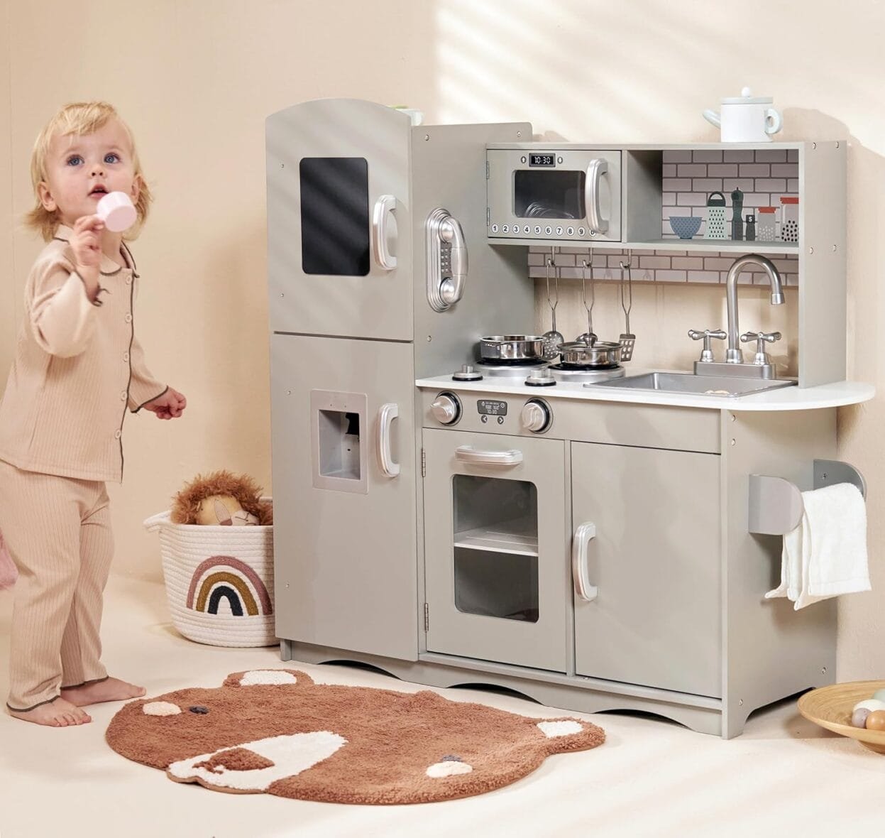 KIDOZ Large Wooden Pretend Play Kitchen