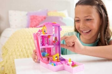Polly Pocket Barbie Dreamhouse Playset with Dolls