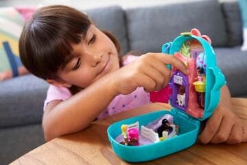 Polly Pocket Cactus Cowgirl Ranch Compact