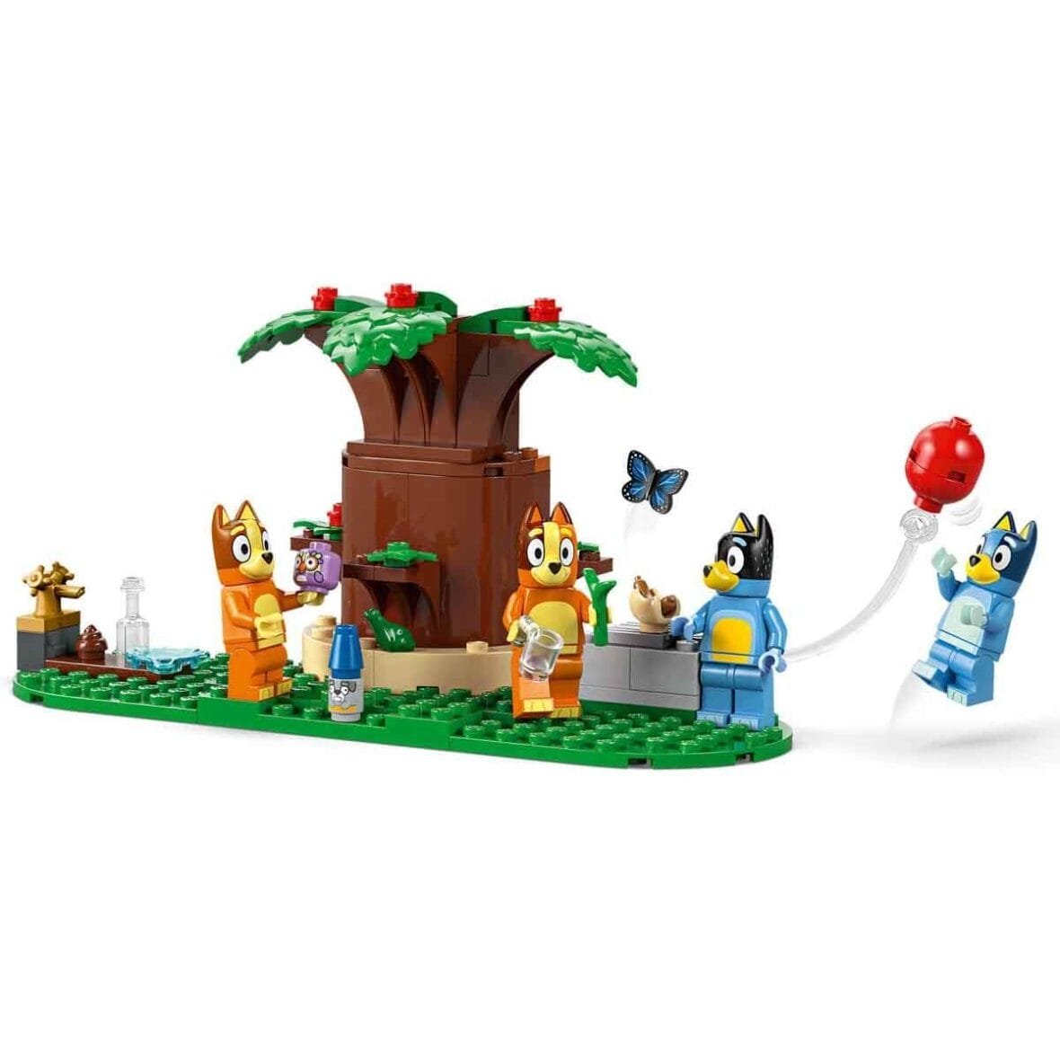 LEGO Bluey: Family House Playset with Minifigures