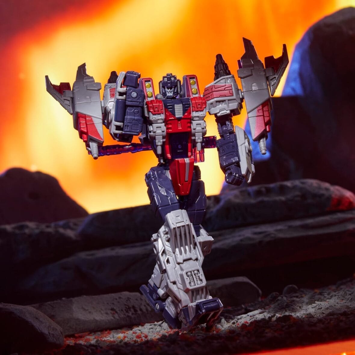 Transformers Legacy Voyager Cybertron Starscream Figure