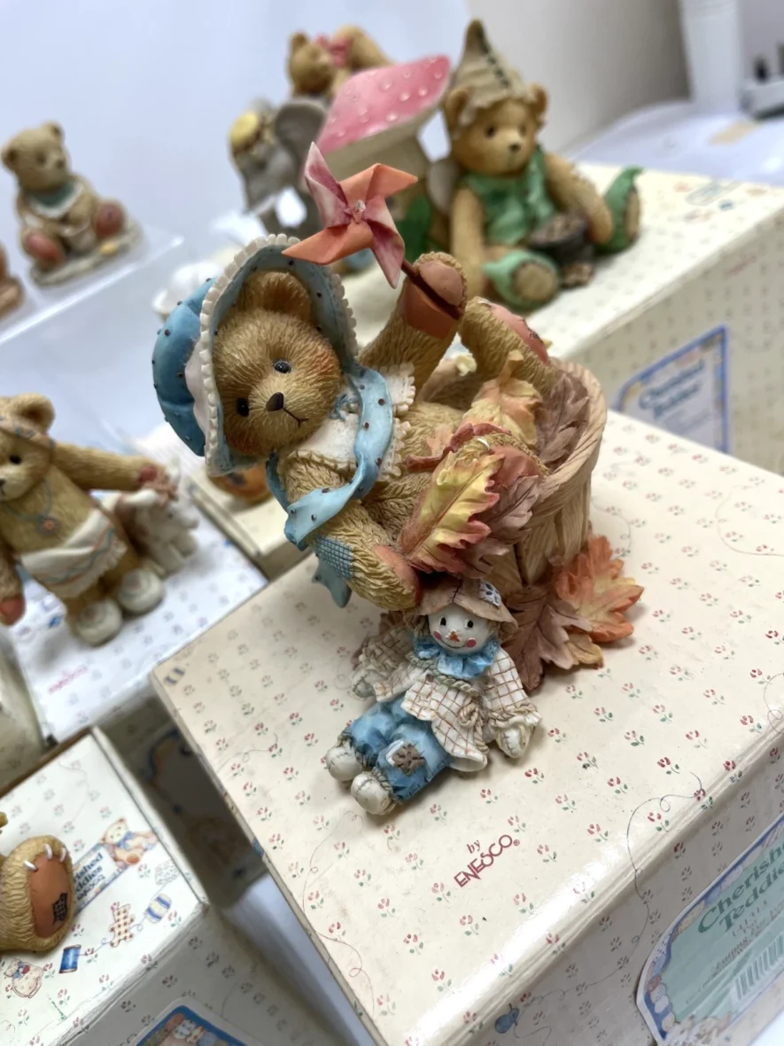 Enesco Vintage Teddies Bundle – 12 Boxed